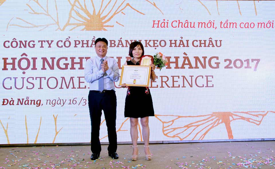 Hội nghị khách hàng Công ty bánh kẹo Hải Châu năm 2017 với chủ đề: “Hải Châu mới – tầm cao mới”.